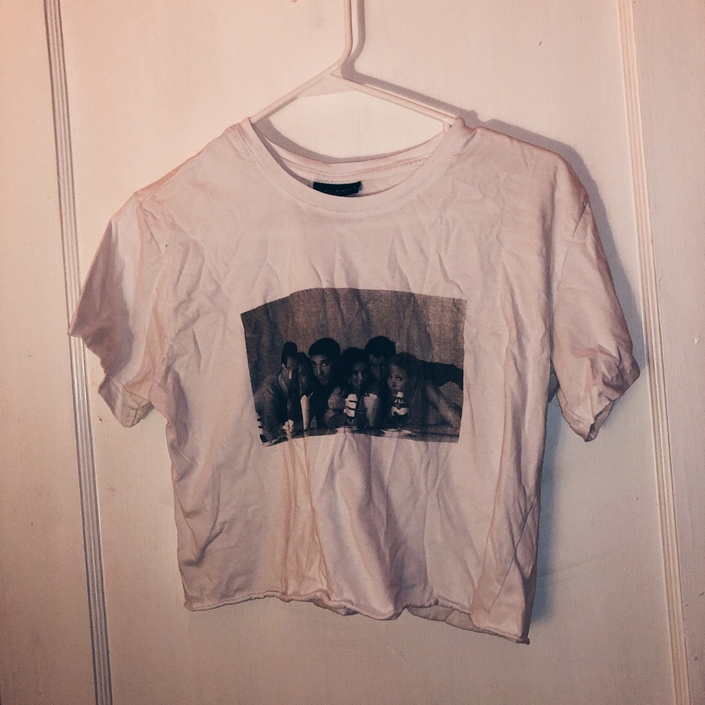 friends crop top